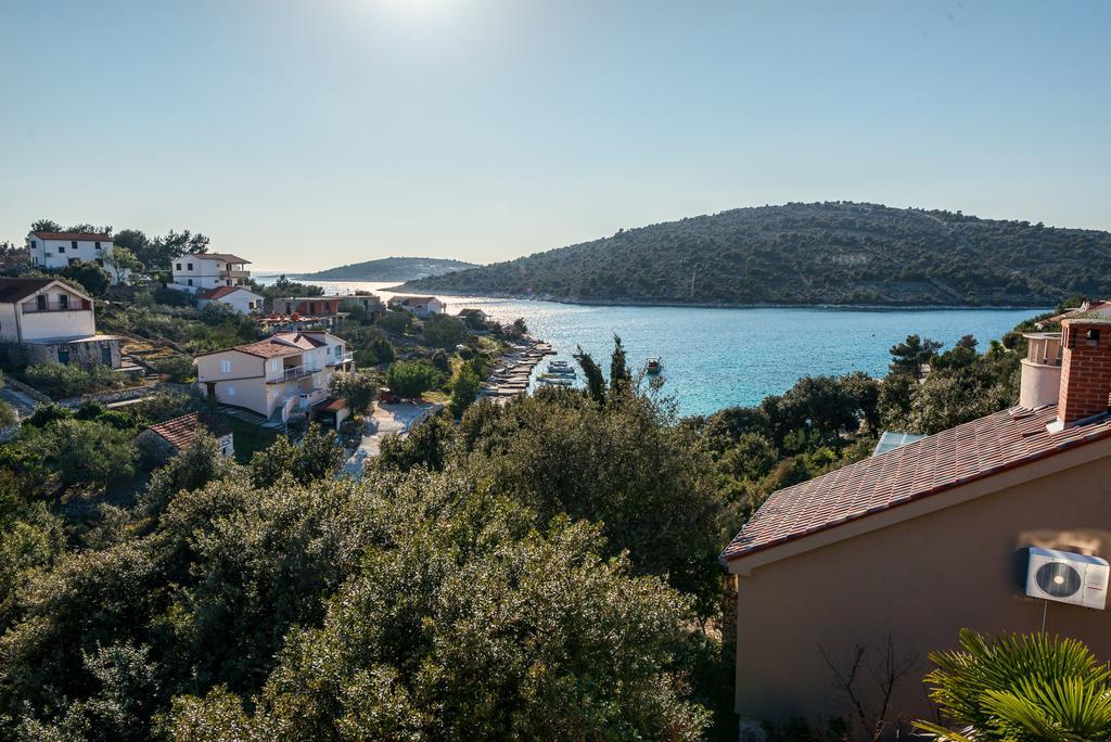 Holiday Home Mirna Vala Sevid Exterior photo